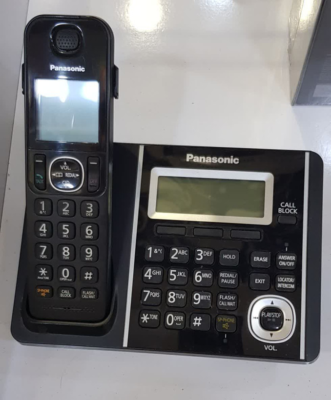 تلفن بیسیم پاناسونیک مدل KX-TGF340 کارکرده
