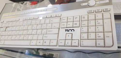 کیبورد تسکو 7106 (کیبورد خراب است)